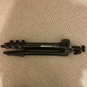 Manfrotto compact tripod